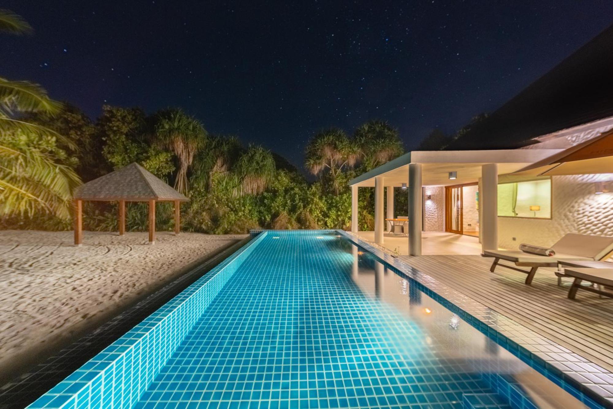 Hideaway Beach Resort & Spa Dhidhdhoo  Екстериор снимка