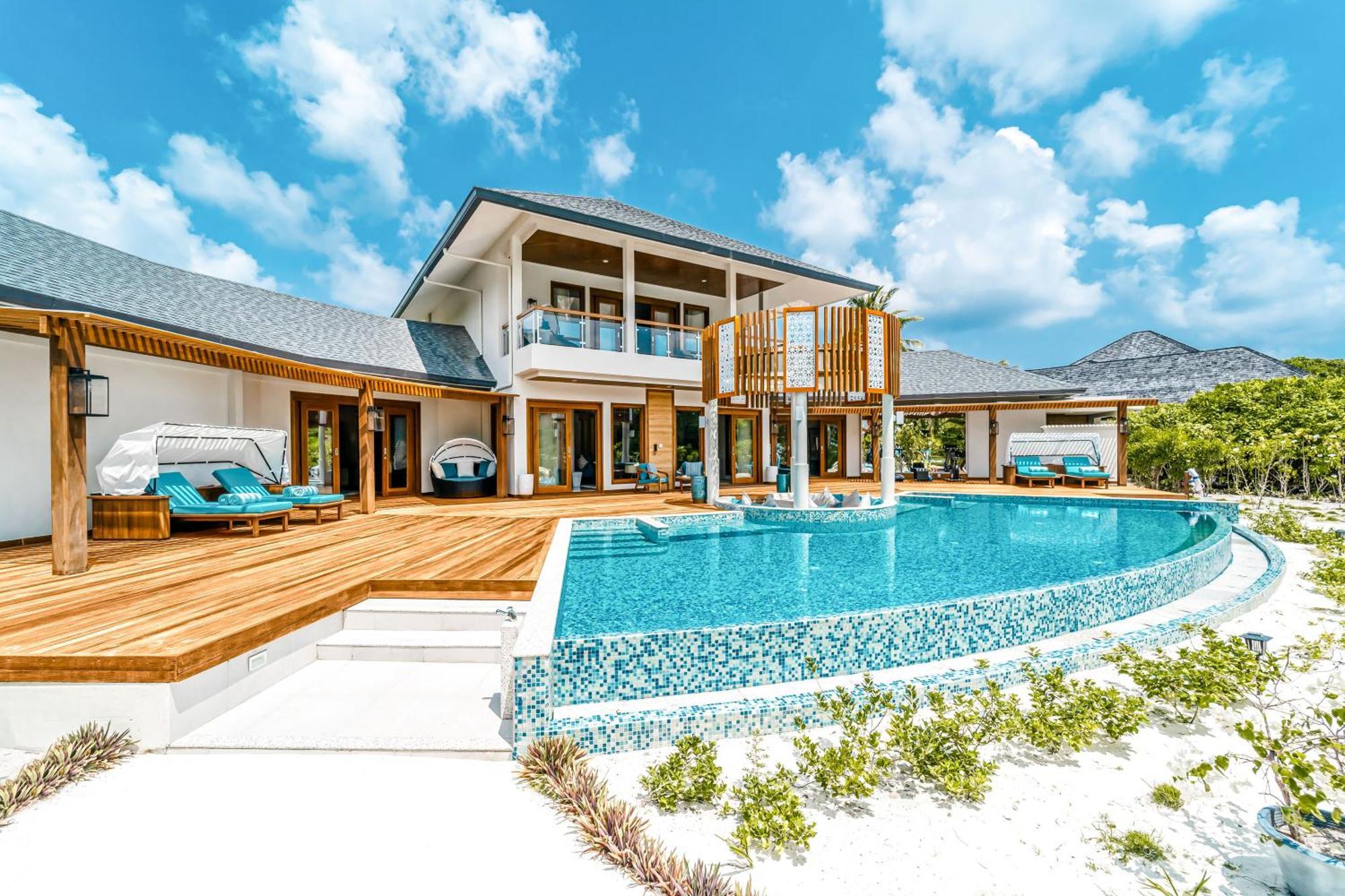 Hideaway Beach Resort & Spa Dhidhdhoo  Екстериор снимка
