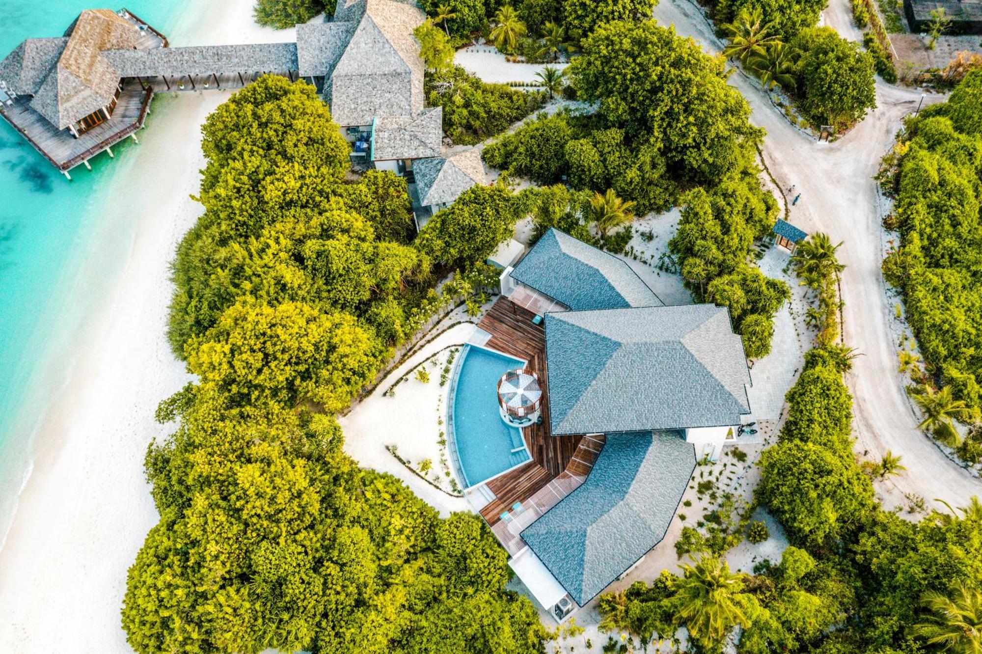 Hideaway Beach Resort & Spa Dhidhdhoo  Екстериор снимка