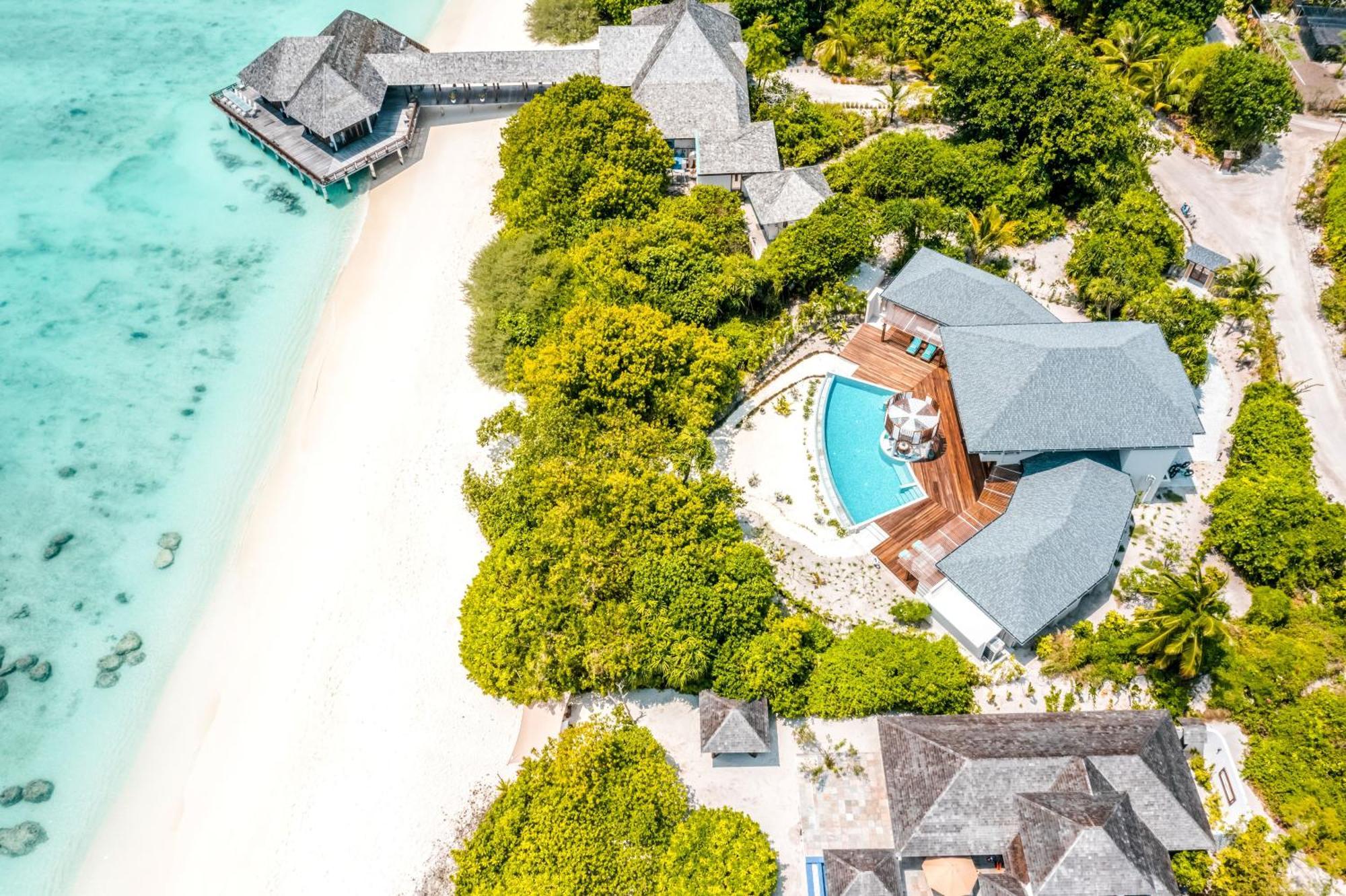Hideaway Beach Resort & Spa Dhidhdhoo  Екстериор снимка