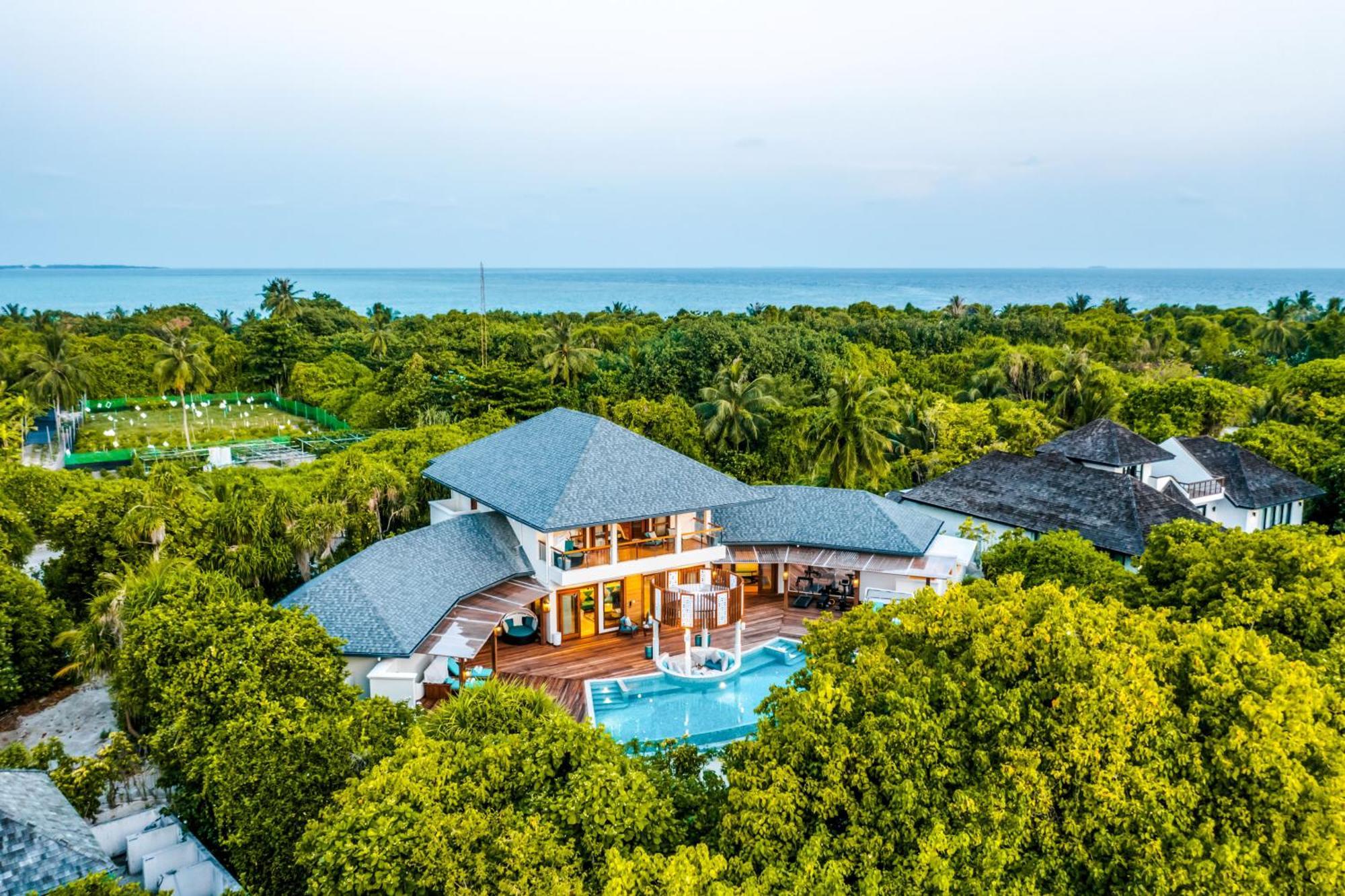 Hideaway Beach Resort & Spa Dhidhdhoo  Екстериор снимка